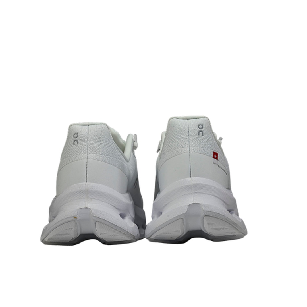 On Running Cloudtilt White Casual Shoes — Imagen 4